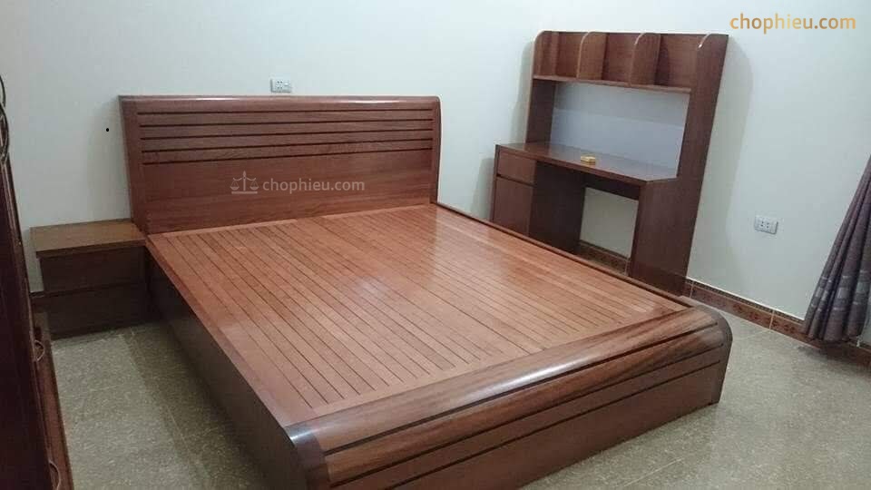 Giường chân cuốn to gỗ xoan đào