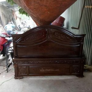 Giường sồi vòm hoa dây