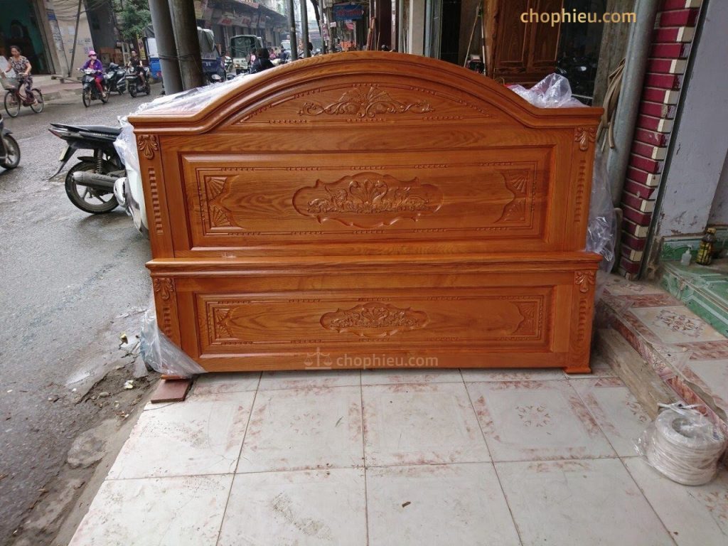 Giường sồi vòm triện hoa - Ảnh 3