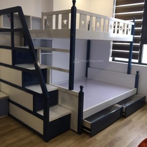Giường tầng cột có cầu thang