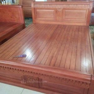 Giường xoan đào vòm tựa thẳng
