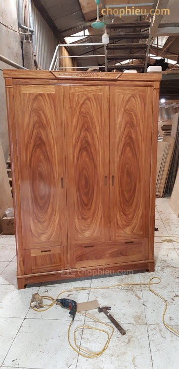 Tủ quần áo 3 cánh gỗ cẩm