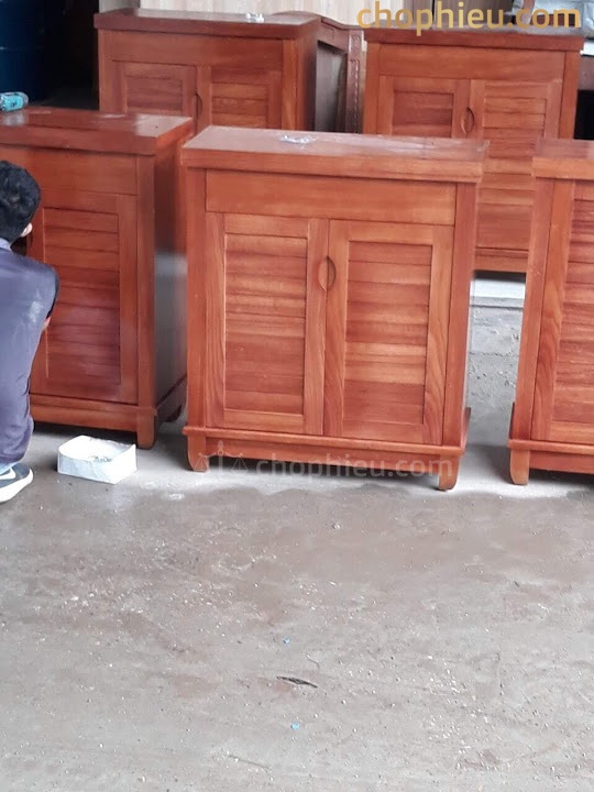 Tủ giày gỗ xoan đào mặt nan - Image 2