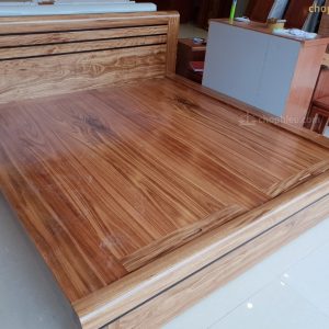 Giừơng gỗ hương xám chân cuốn bệ to